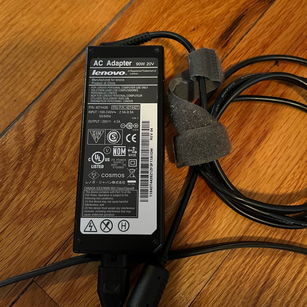 Lenovo Black Power Adapter 90W 20V